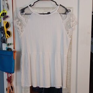 💜 3/$15💜SHEIN White Lace Cap Sleeve Blouse, Large💜